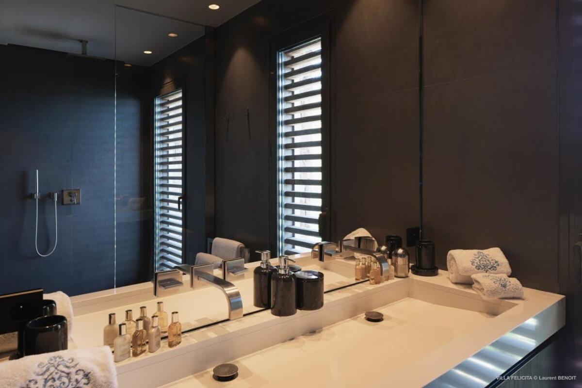 On A Hill Side Villa With Superb Amenities St. Barthelemy エクステリア 写真