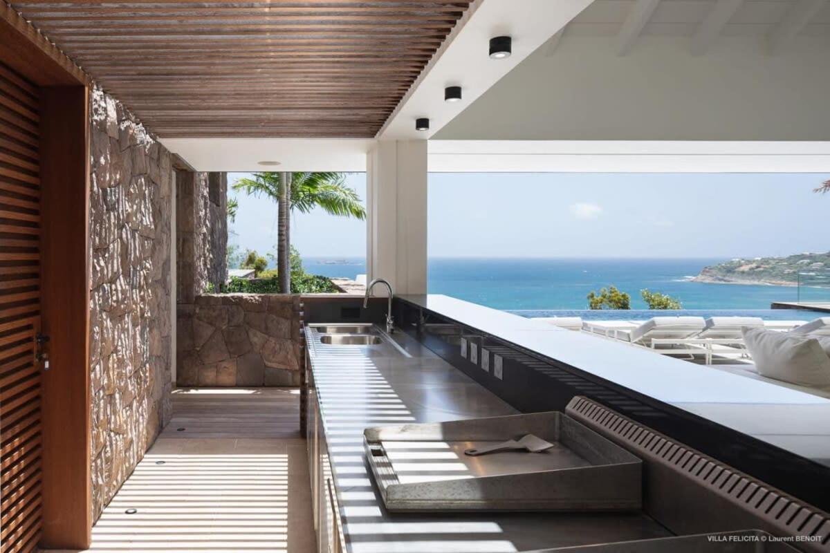 On A Hill Side Villa With Superb Amenities St. Barthelemy エクステリア 写真